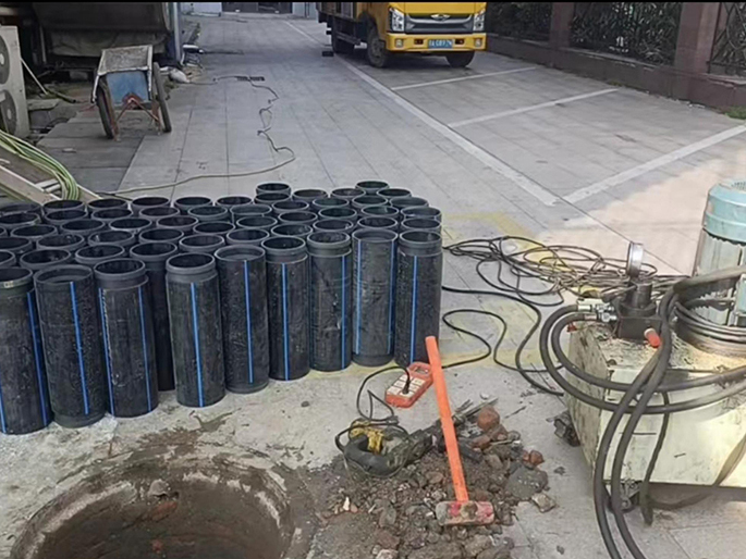 仪陇PE置换管厂家 DN315置换管 非开挖管短管置换